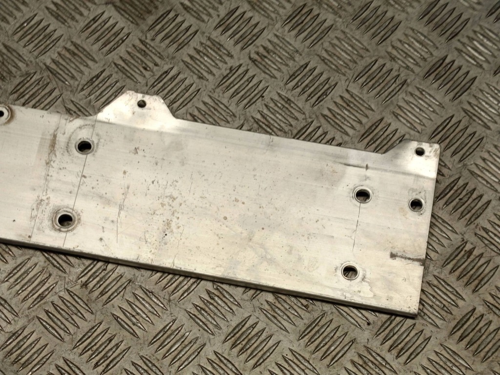 Bmw оригінальний номер 8499413 3' g20 g21 кронштейн балка підсилювач нижні Ціна