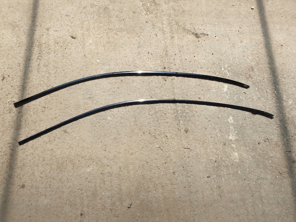 фото №1, Porsche macan молдинг рамки двері передня права верхній