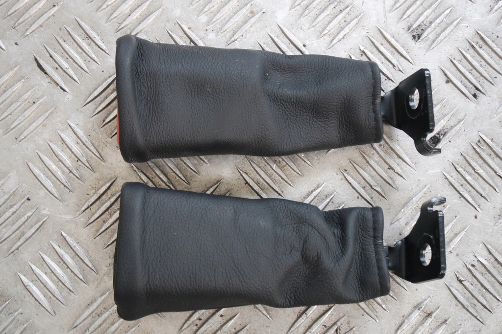 фото №1, Заскочки кліпса поперечина maserati levante шкіра