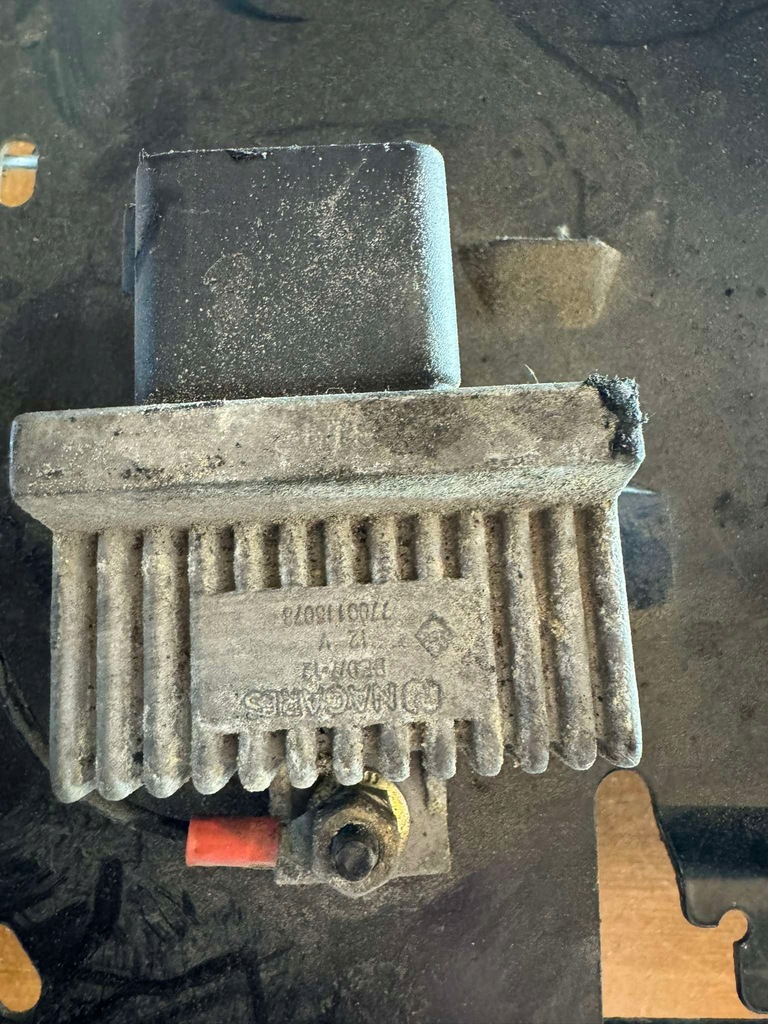 фото №9, Renault trafic ii vivaro a клапан вакуумa электроклапан 7700113071