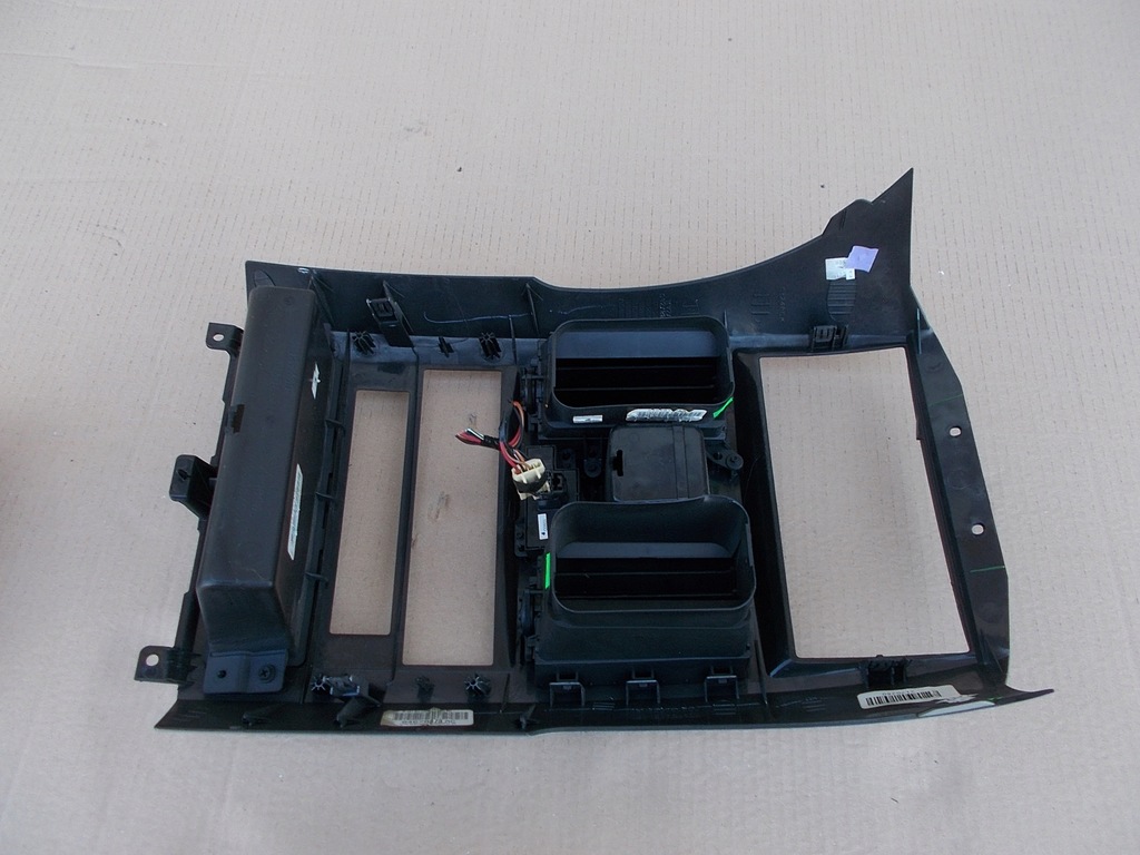 фото №9, Рамка радио dodge grand caravan voyager v 08-