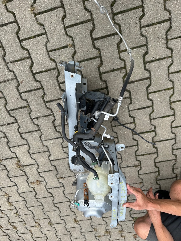 фото №1, Dacia sandero ii lift чверть чверть лонжерон права оригінальна