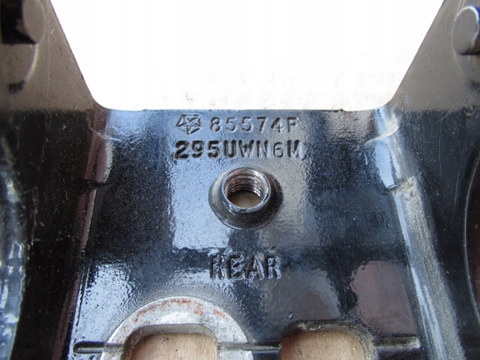 фото №6, Cherokee liberty kj 2002-2007r петля двері правий задня верхній + нижній комплект