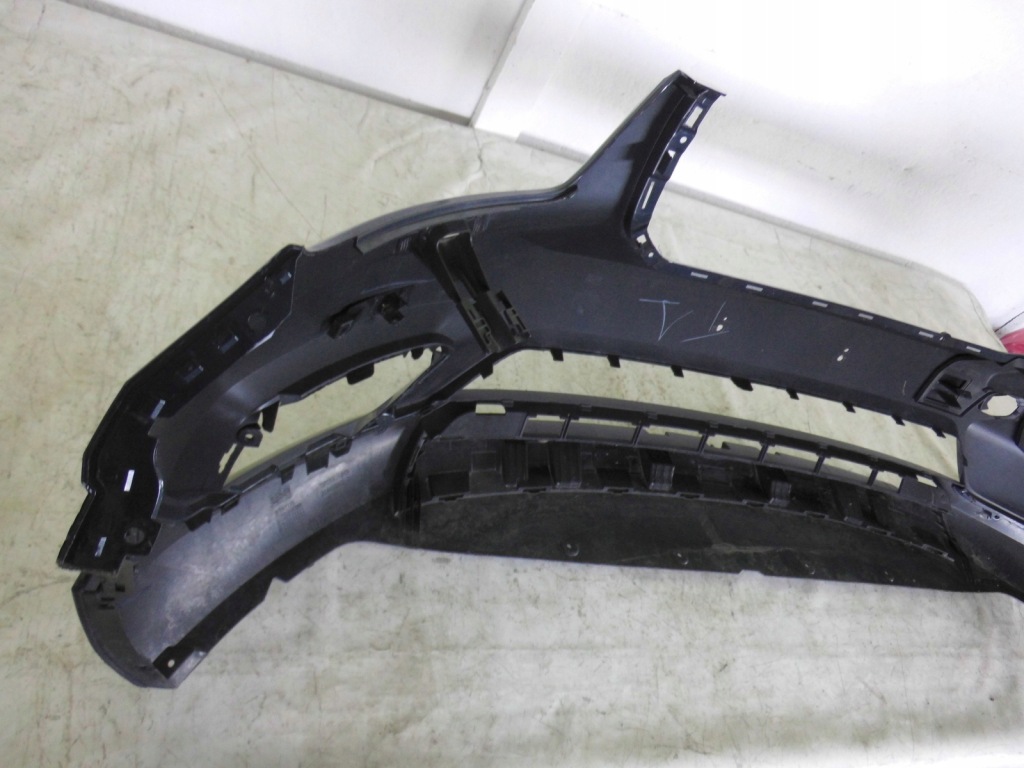 Бампер перед передний volvo xc40 ii 2 2017 2018 2019 2020 2021 2022 Киев