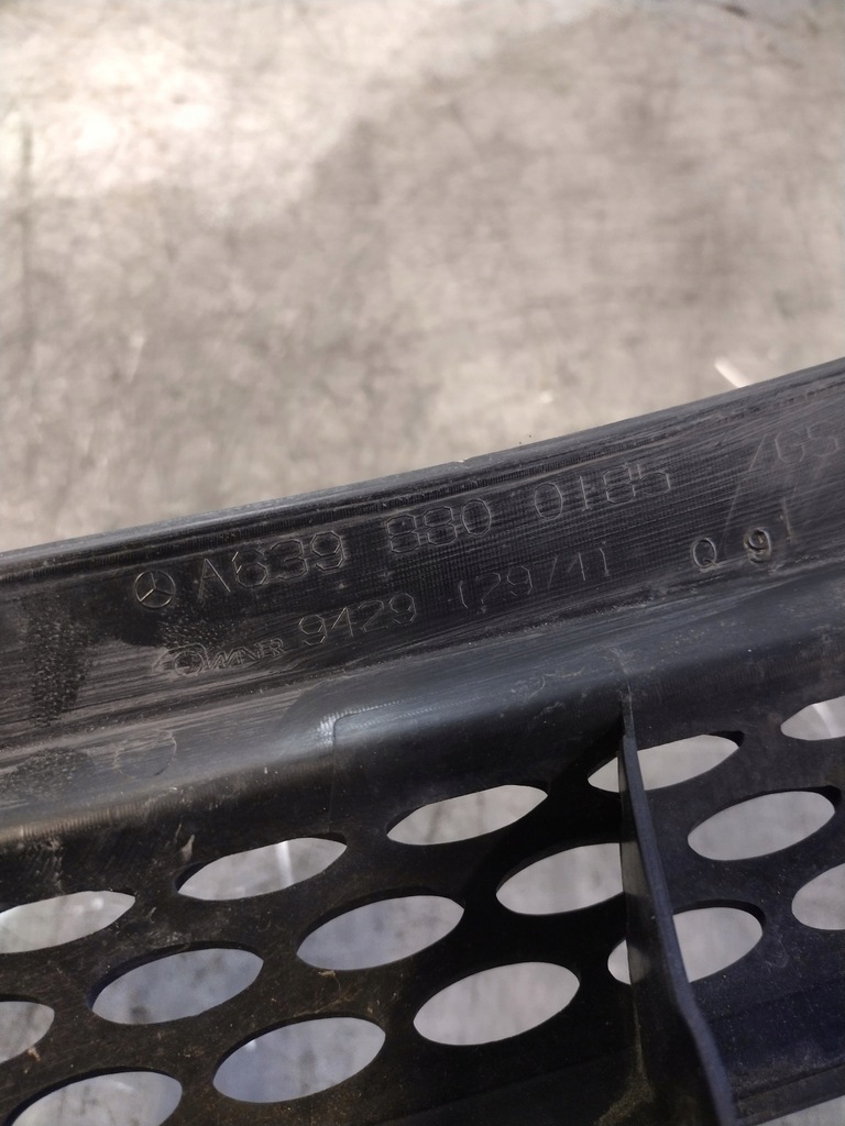 фото №14, Решётка радиатора решётка радиатора a6398800185 mercedes viano w639