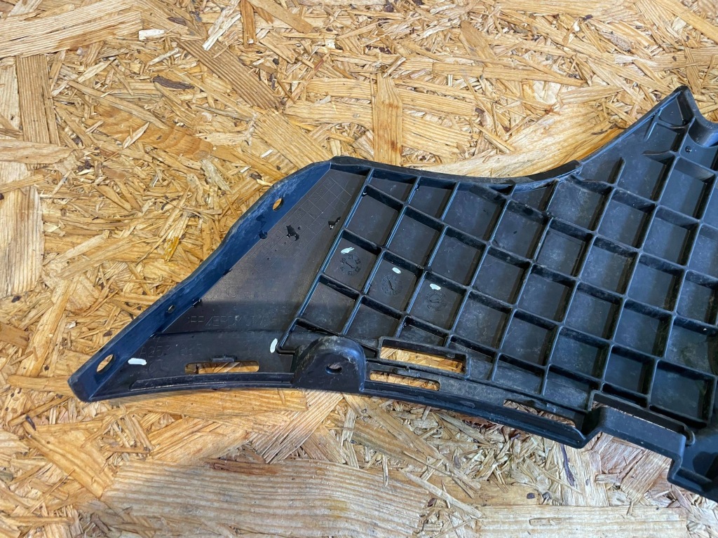 фото №7, Mercedes glc 1 i x253 c253 15-22 направляющая кронштейн кронштейн бампера левый перед