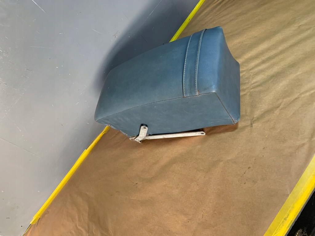 фото №5, Opel rekord c commodore a подлокотник задний сиденье #1070