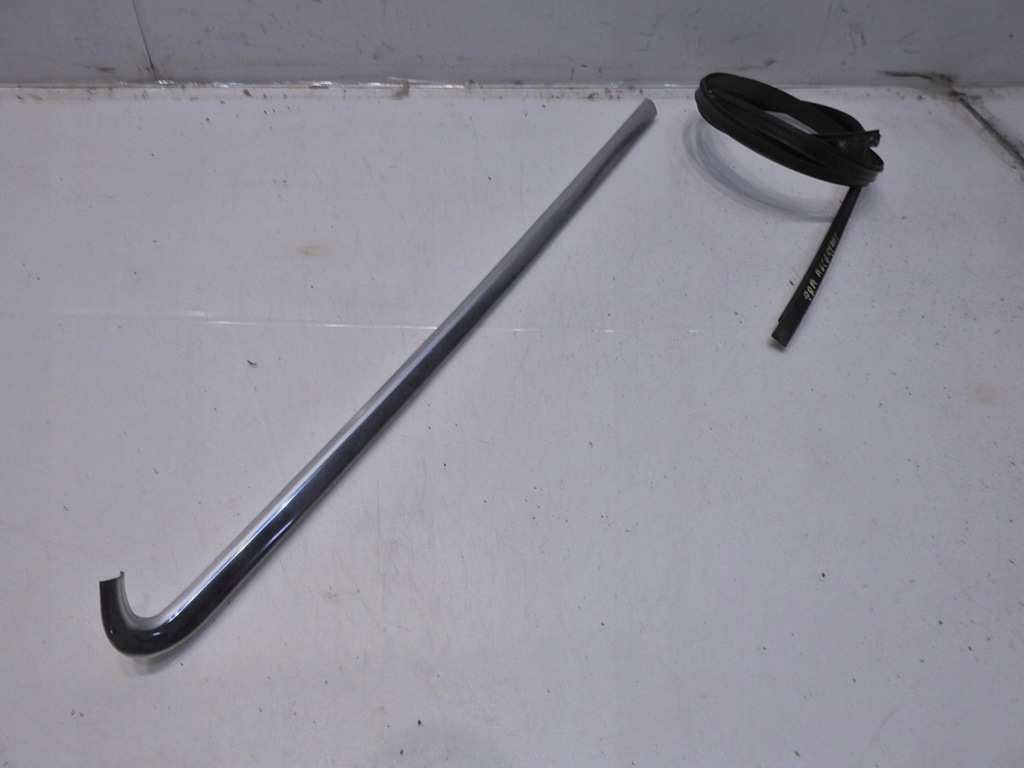 фото №7, Молдинг кузовная правая audi a6 c6 avant