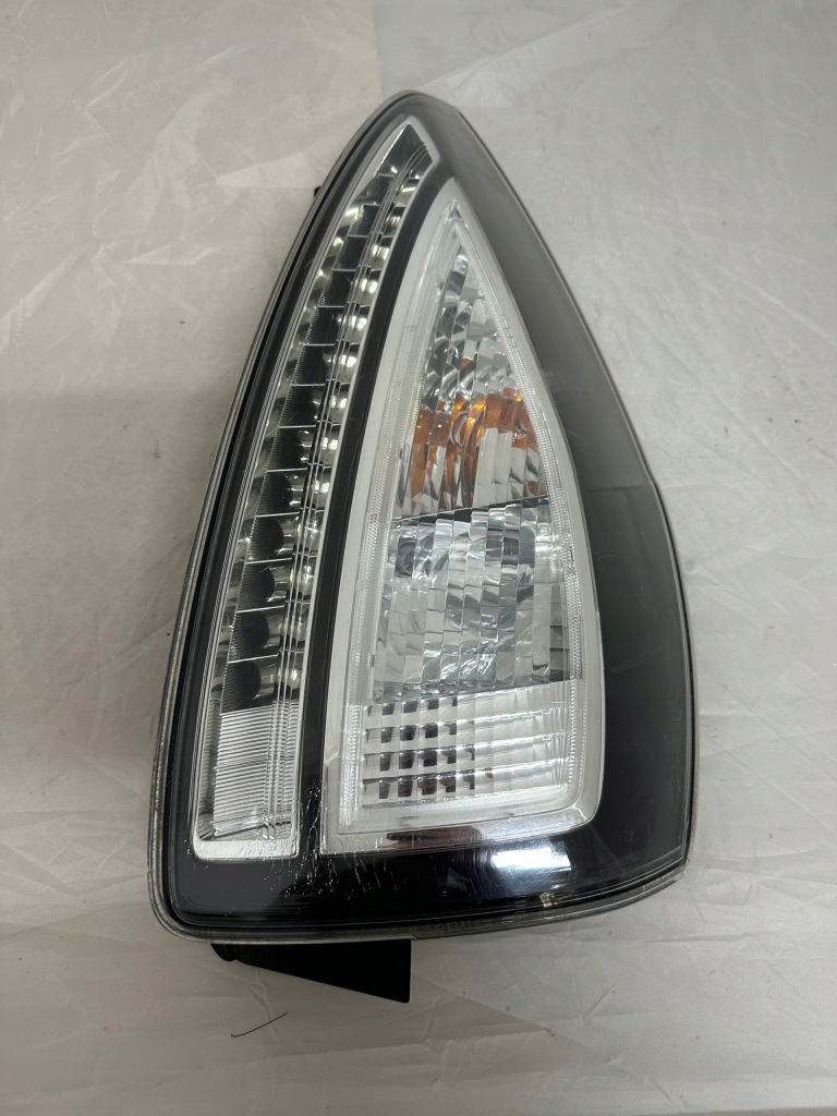 Купить Фара правый  задний  задняя led mazda 5 sport