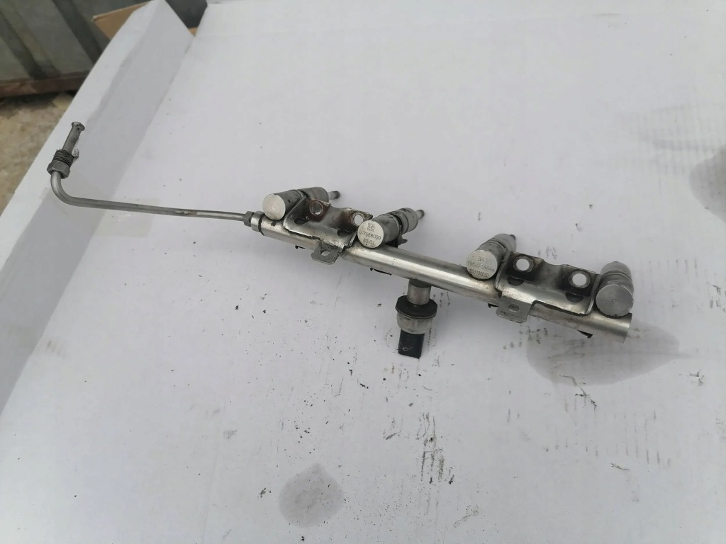 фото №3, Mini cooper s r56 молдинг упорскування форсунки