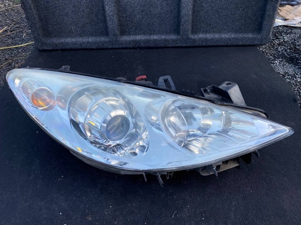 фото №1, Лампа фара правый перед peugeot 307 lift + вкладыш