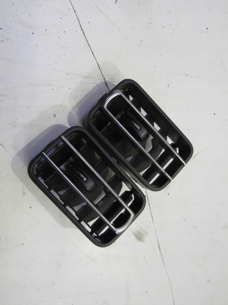 фото №1, Решётка обдув suzuki ignis iii