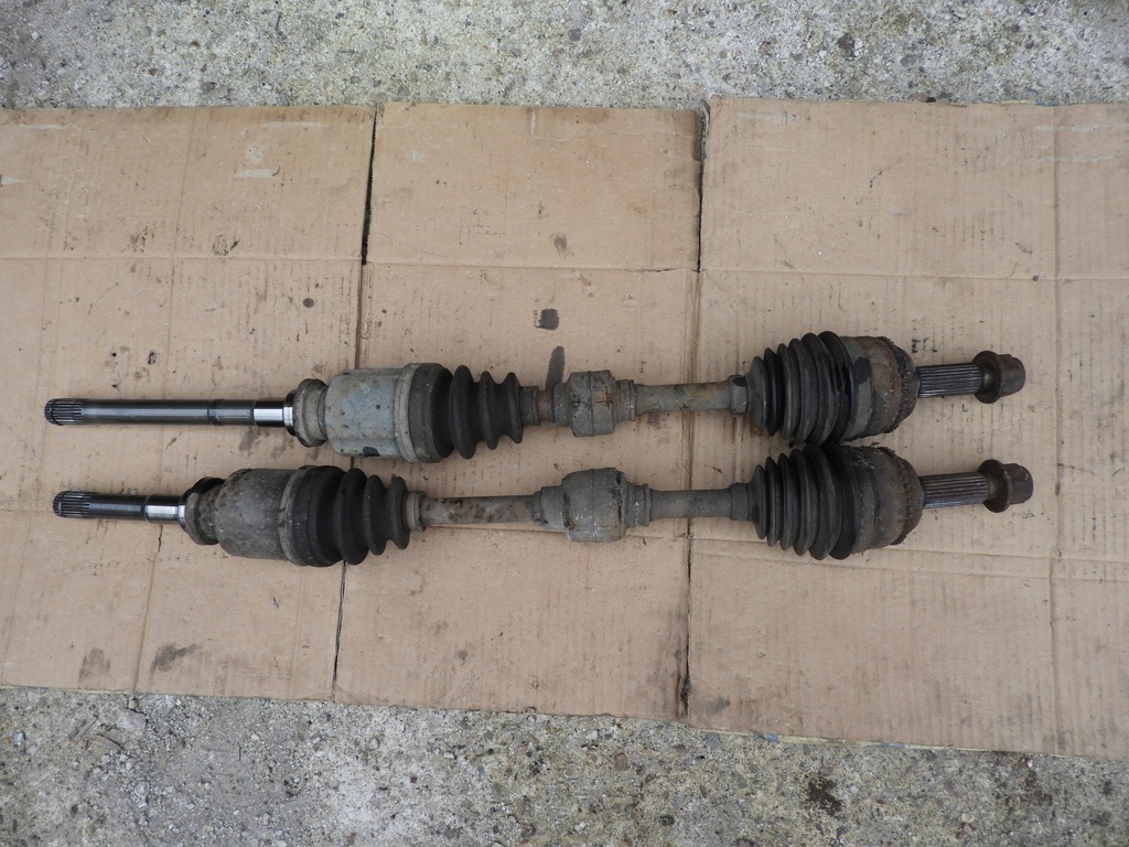 фото №4, Приводной вал шарнир mitsubishi outlander 1 i 2.4 механическая коробка передач 03-08r. перед =