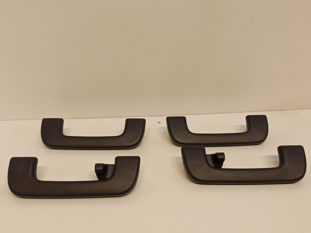 фото №1, Audi a5 8w ручки тримачі комплект 8r0857607j