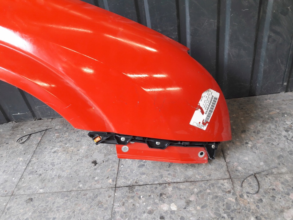 фото №7, Крыло правый перед vectra c красный