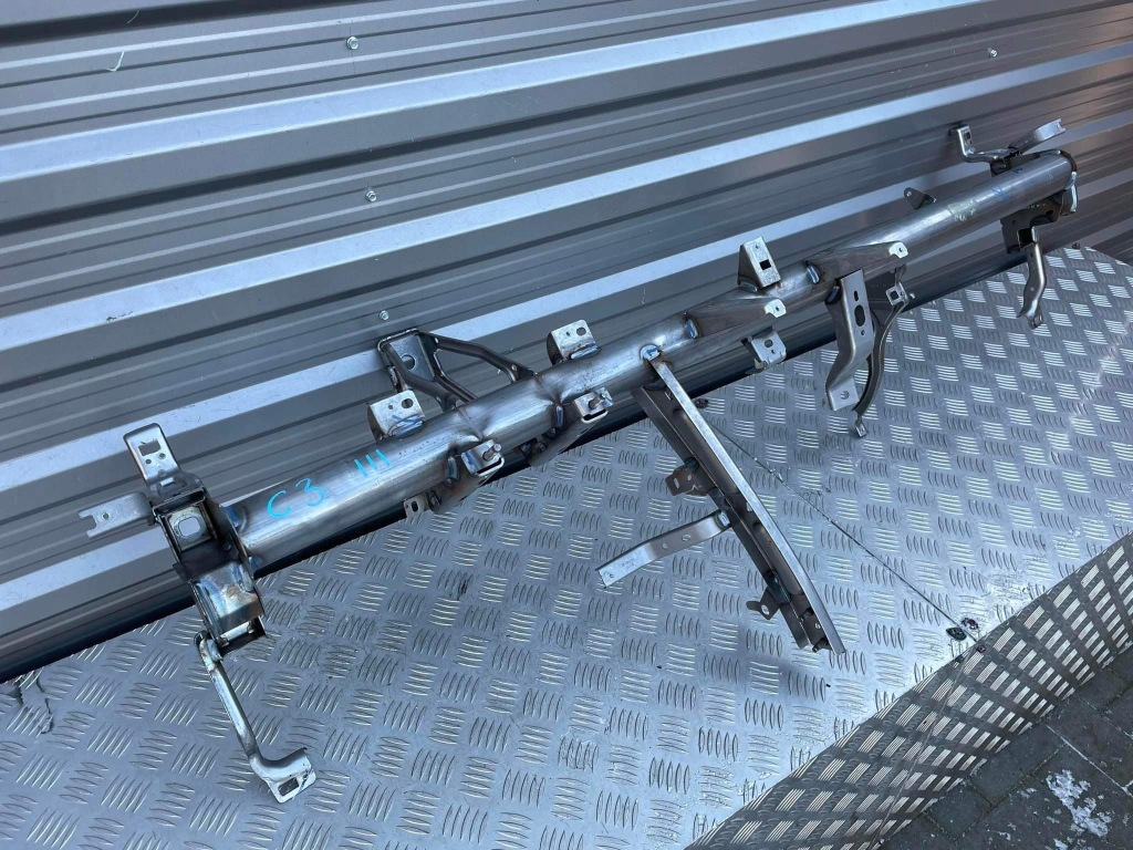 фото №2, Citroen c3 iii каркас консоли труба eu.