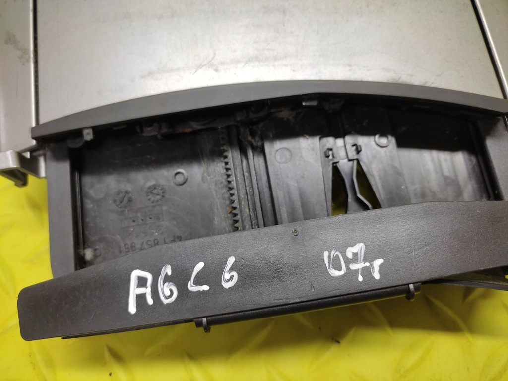 фото №15, Audi a6 c6 консоль туннель средний 4f1864261