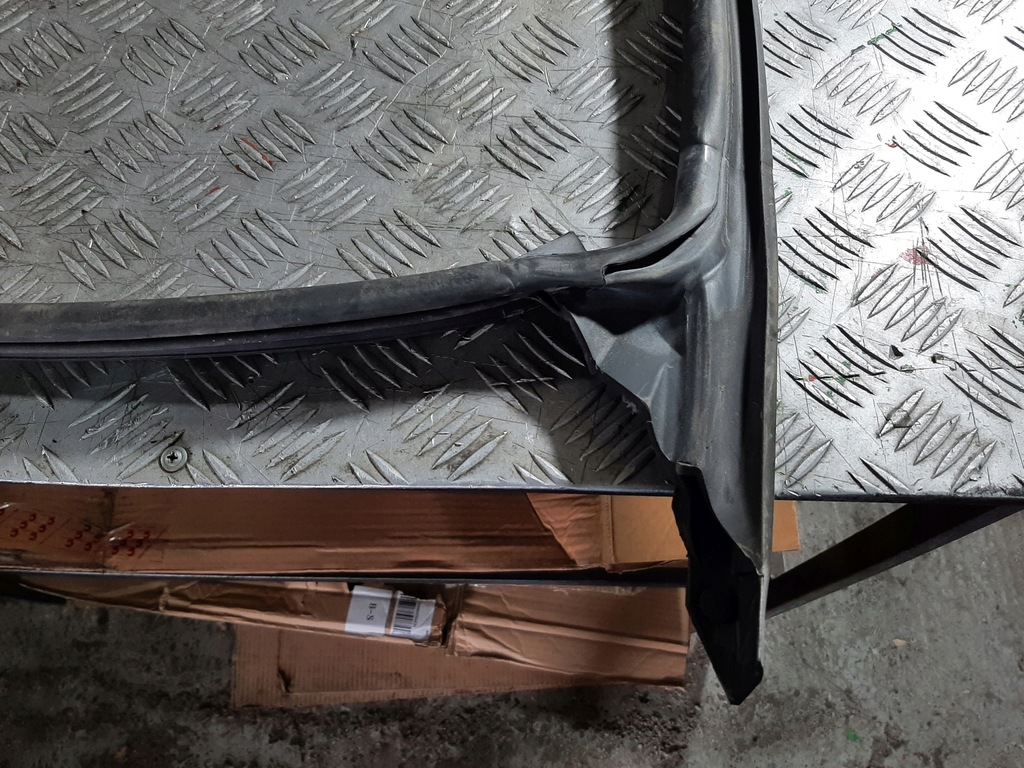 фото №8, Chrysler sebring cabrio ii 01r прокладка крыша