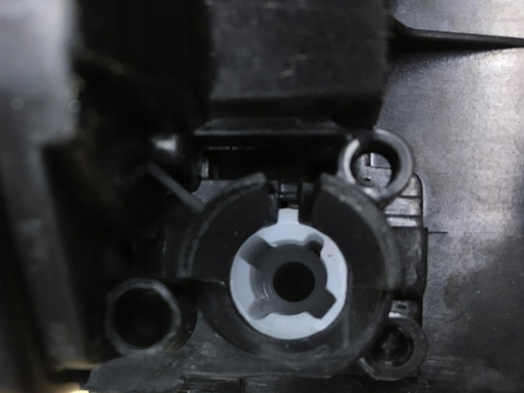 фото №11, Доводчик замок дверь левый передний 51217148475 do bmw 5 gt f07 lift 2013-2017