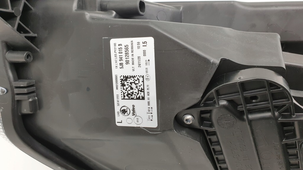 фото №4, Skoda rapid 5jb941015b лампа левая обычная led nowa