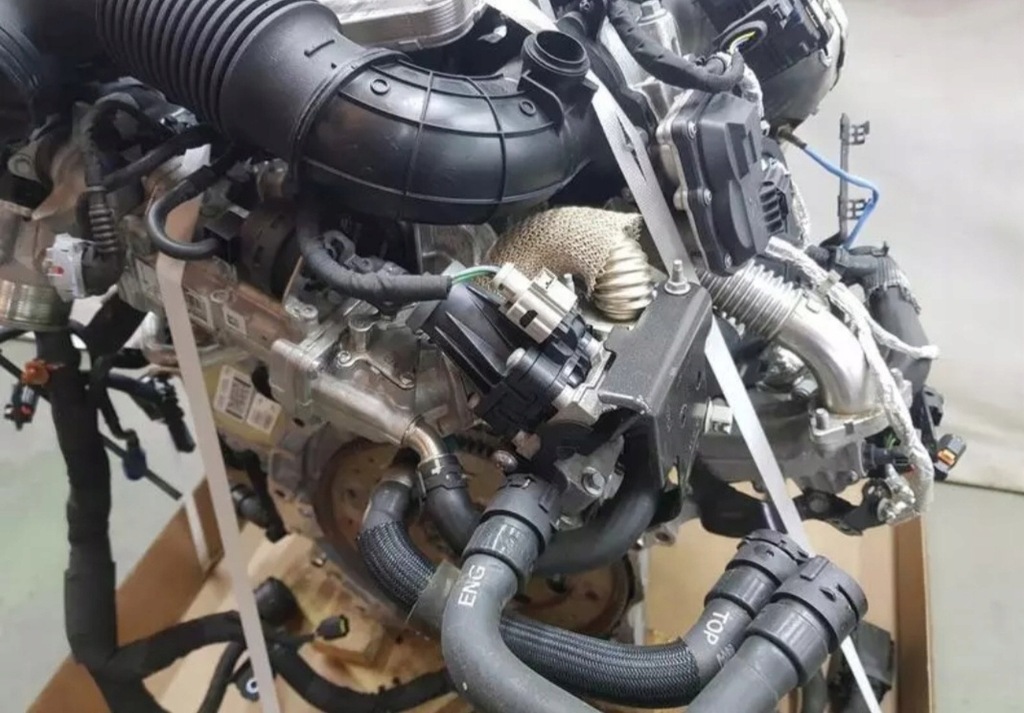 фото №7, Двигун jaguar xe e-pace evoque discovery sport 2.0d 204dtd 2020 62000km