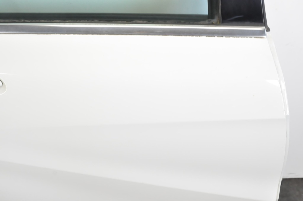 фото №3, Mercedes w176 дверь правый задняя задние