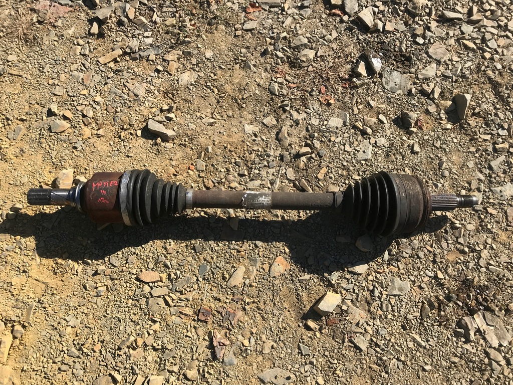 фото №1, Привідний вал ліва перед renault master iii 391012675r