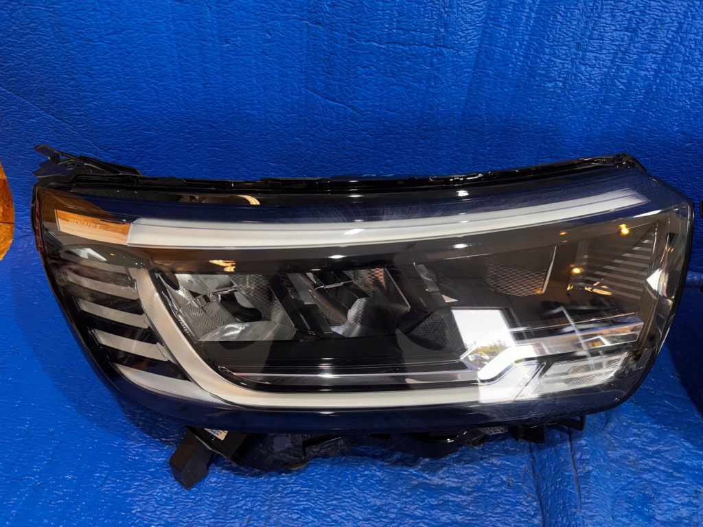 Фара передняя правый  левая full led комплект renault kangoo iv 4 2021- Цена