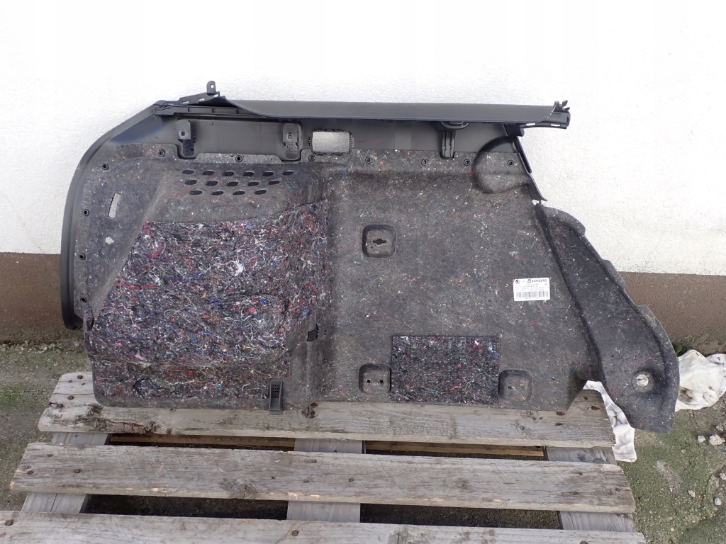 фото №6, Обшивка багажника правый skoda octavia iii 2019 europa 5e9867428ar