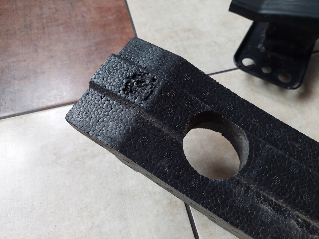 фото №7, Балка бампера - перед - абсорбер - fiat 500 - lift