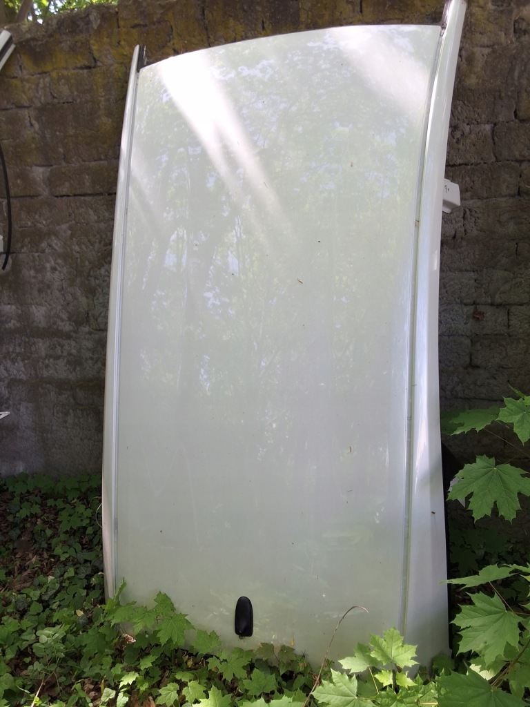 фото №2, Toyota prius plus цвет 040 крыша