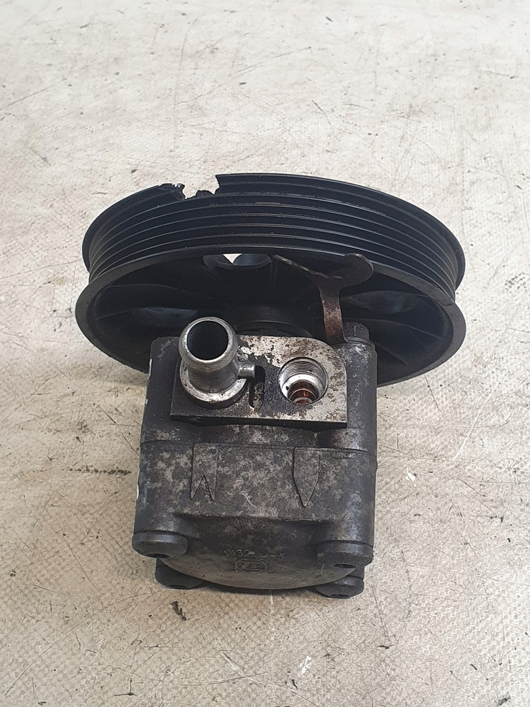 фото №9, Насос підсилювача оригінальний номер 9485757 volvo v70 ii 2.5t 03r.