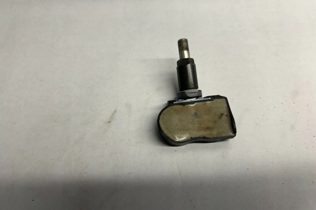 Датчик тиску шин tesla model x 103460200c electric 385kw 2017 Київ