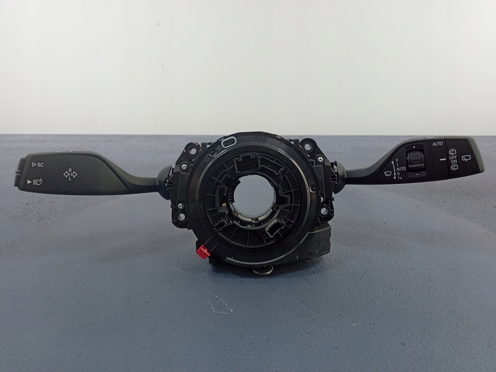 фото №1, Bmw 1 f40 f44 переключатель комбинированный лента 5a596b6