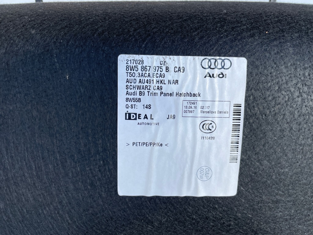 фото №6, Обивка крышки багажника 8w5867975b audi a4 s4 b9 8w sedan