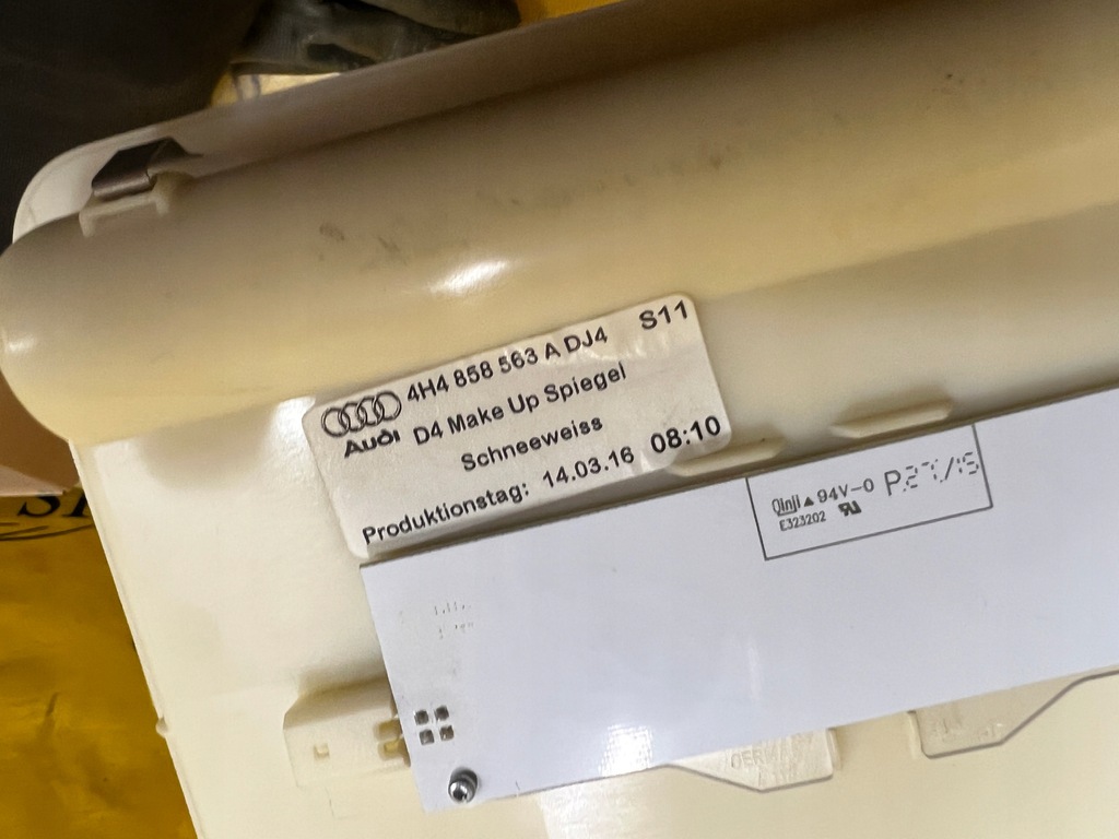 фото №11, Лампа зеркало внутреннее потолочный audi a8 d4 4h