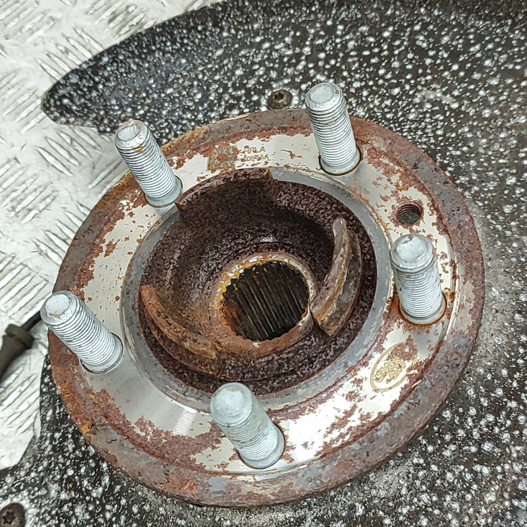 фото №6, Land rover range rover sport l494 2018 левая сторона ступица колеса заднего