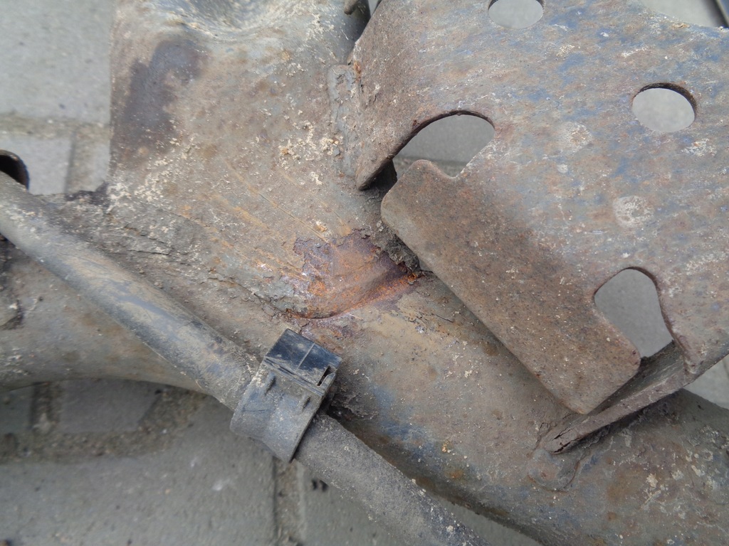 фото №10, Toyota yaris ii oś балка задня na гальмівні барабани