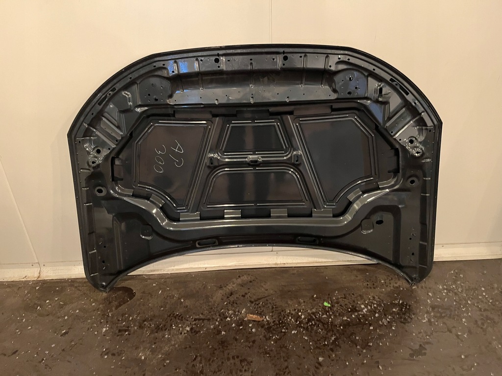 фото №8, Audi a1 82a капот