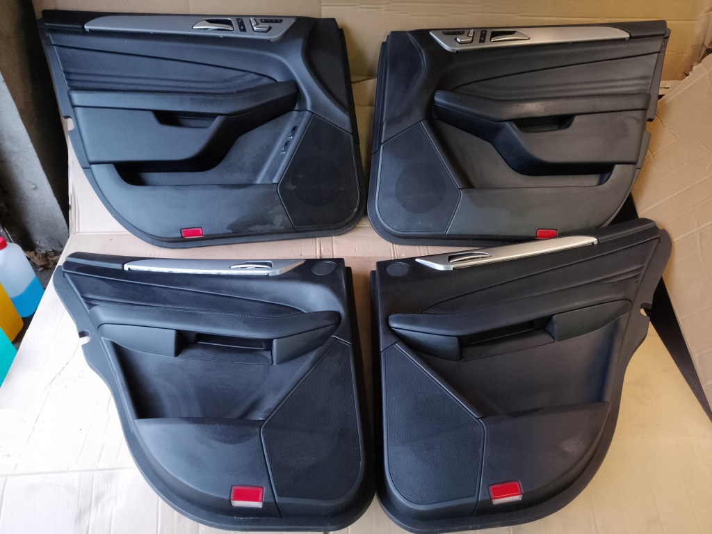 Купить Обивка обшивка дверь комплект  mercedes gle w292 купе