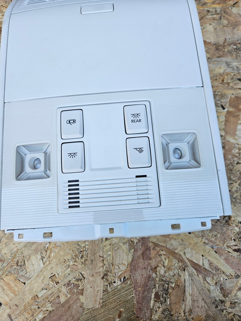 фото №4, Лампа потолочный vw volkswagen 5g0868837