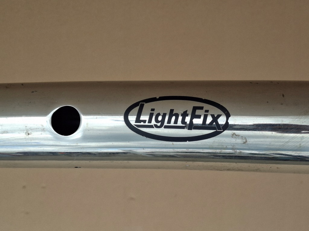 Iveco s-way бампер трубопровод lightfix бампер 27740-3-p Недорого