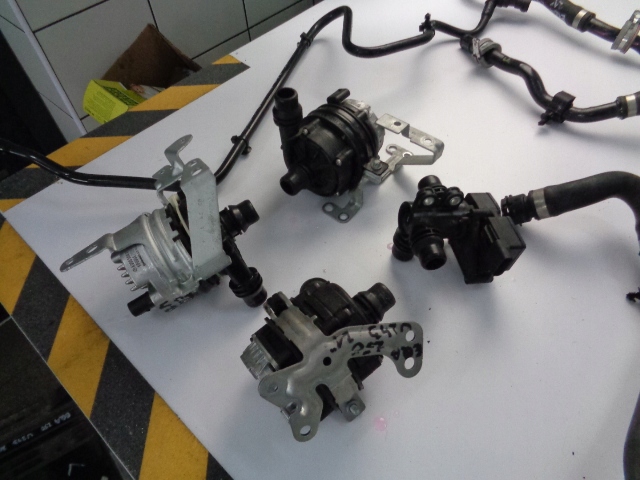 фото №6, Дроти насос води mercedes eqa 250 w243 2021 rok