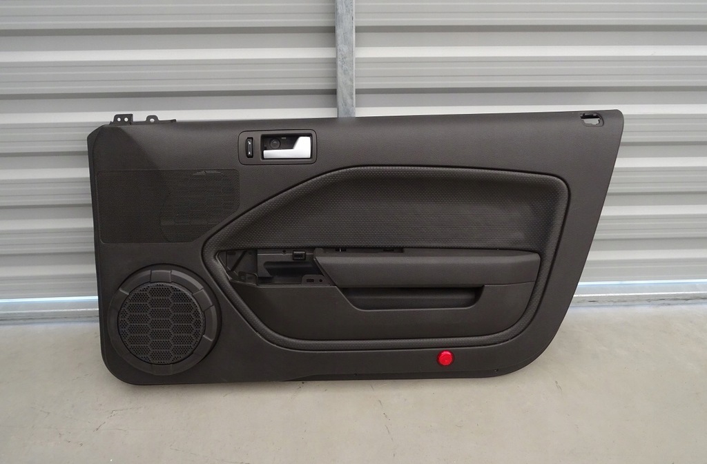 фото №1, 2005-2009 mustang обшивка обивка дверь кожа