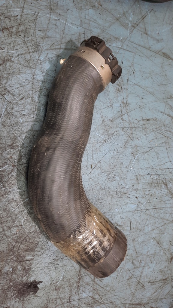 фото №2, Volvo s60 v60 2.0 d2 труба інтеркулер 31370445