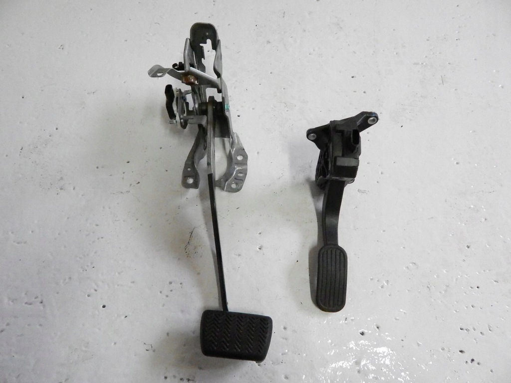 фото №1, Педалі toyota chr 16-23