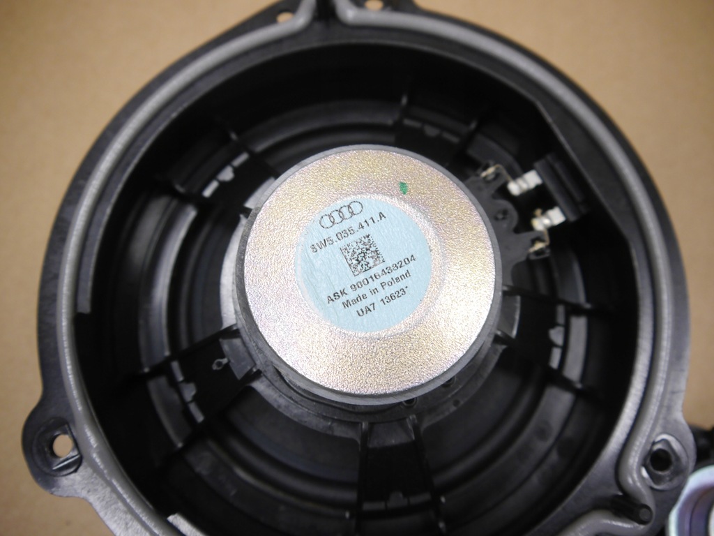 фото №9, Audi a4 b9 динаміки bang olufsen sedan