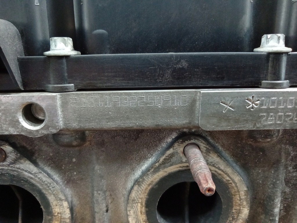 фото №6, Bmw 5 f10 f11 535d n57s головка двигуна 7807641