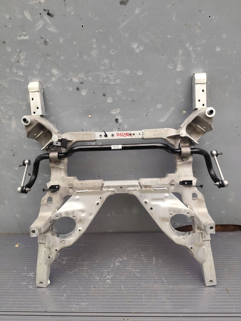 фото №1, Maserati grecale підрамник підрамник 6702170190