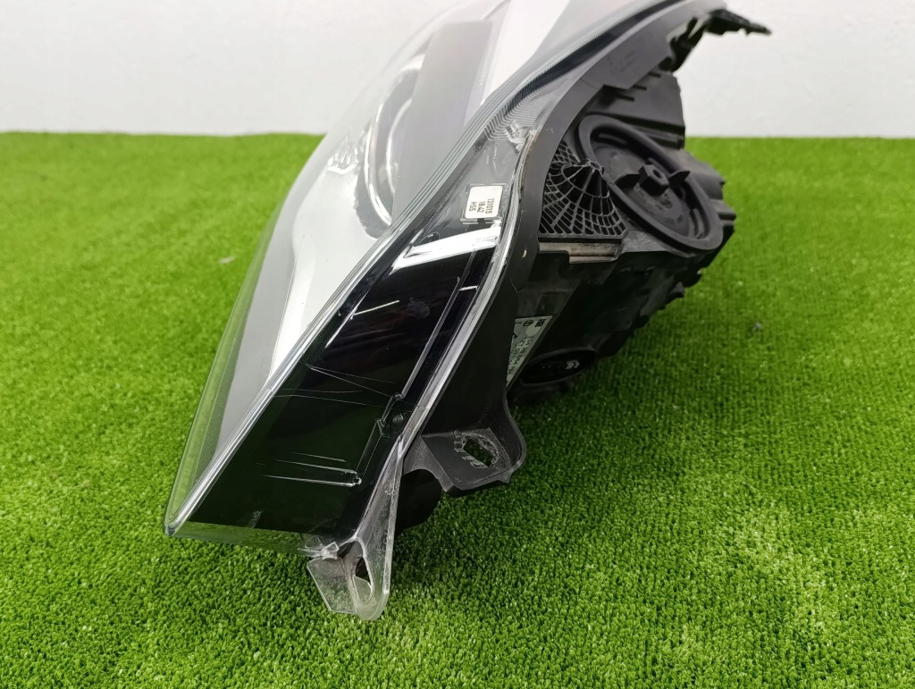 Opel insignia a рестайлинг  2013- фара левая передняя левый перед bi ксенон led европа Оригинал